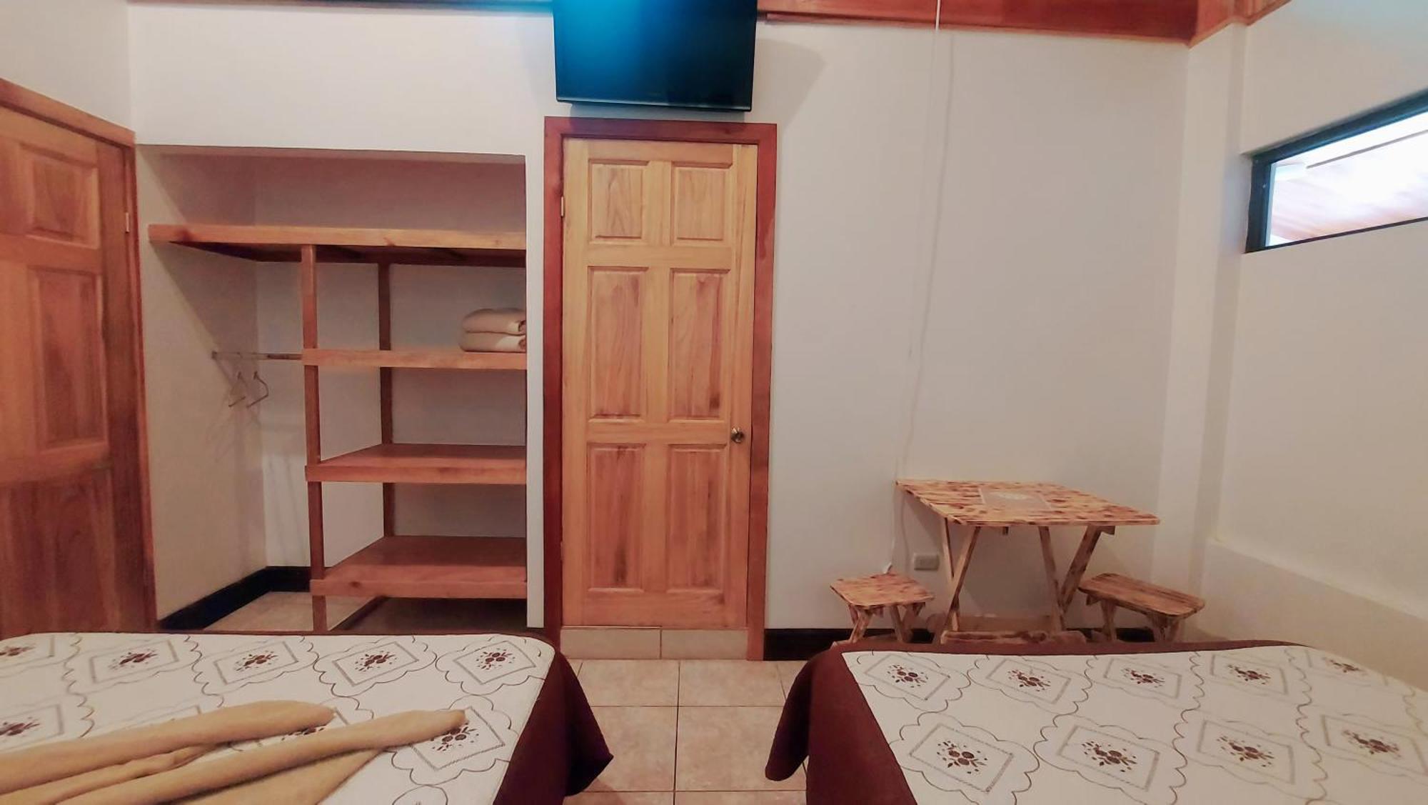 Alisson Hotel Y Restaurant Monteverde Dış mekan fotoğraf